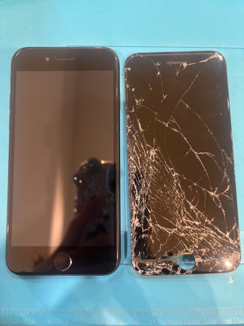 【安城店】iPhoneSE2の画面交換【知立市からご来店】