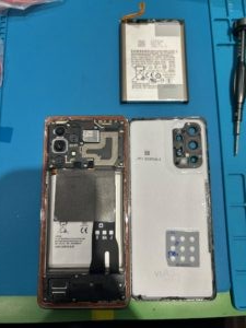 【安城店】Galaxy A５３のバッテリ交換【安城市からご来店】