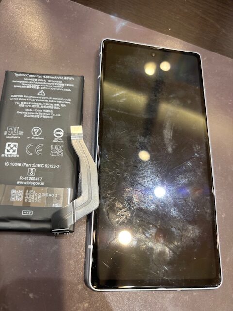 【安城店】Google Pixel7aのバッテリー交換【刈谷市からご来店】